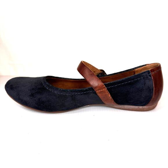 BORN Mary Janes Womens 8.5 Navy Velvet Leather Flats Classic Preppy Fairygoth - Picture 8 of 12
